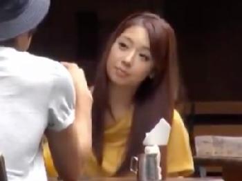 イケメンに騙され隠し撮りされてしまった巨大乳房女優巨乳お姉さんギャル盗撮のエロ動画