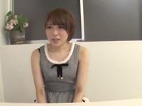 『緊張‥します‥』現役地下アイドルがまさかのJAVデビュー！美少女ロリ顔射デビュー作のエロ動画