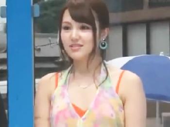 男女の友人がマッサージに挑戦した結果ムラムラしちゃって一線を越えガチ性交素人美少女盗撮のエロ動画