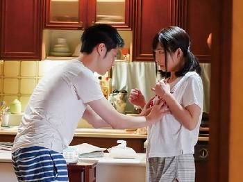 姉の乳房を吸い続けて10年…通常の姉弟ではない歪んだ関係の近親SEX相姦巨乳近親相姦紗倉まなのエロ動画