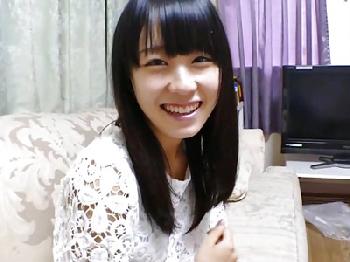 『今日は中でもイイですよ』透き通るような白肌のアイドル系美形少女を激ハメ中出し！美少女痴女ハメ撮りのエロ動画