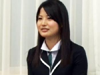 清純清楚淫乱ド淫乱な美形少女女子校生が赴任してきたばかりの男性教師を誘惑して中出しセックス美少女痴女のエロ動画