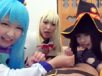 コスプレ美形少女3人組が交互にイチモツに跨ってご奉仕するハーレム4P美少女ロリ中出し乱交のエロ動画