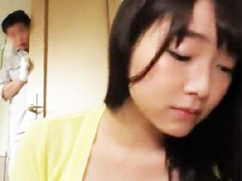 水道業者の男に狙われた美形奥さんがお風呂で水責め訪問受けた後に種付けされちゃう人妻中出しレイプのエロ動画