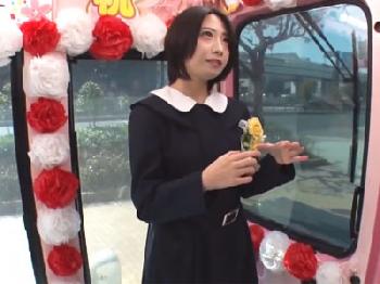 両親を亡くした美形少女女子校生がオッサンに純潔を汚されてしまう悲劇‥！美少女めがねレイプのエロ動画