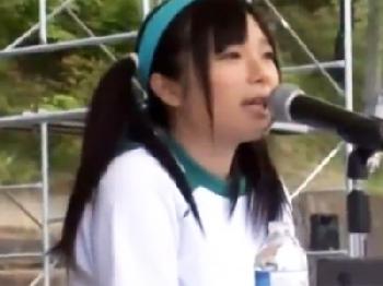 保護者を装い体育祭に侵入した婦女暴行魔がツインテミニ系娘を青姦凌辱美少女ロリレイプ露出のエロ動画