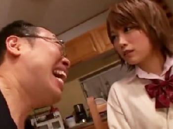 清楚清純女子校生娘がコスプレ姿でガチハメされて顔中が精液塗れ美少女顔射のエロ動画