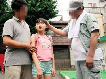 147CMのミニ系娘の割れ目を売って生活しているド外道父親Wロリ痴女のエロ動画