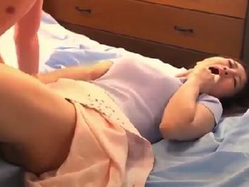 『また逝っちゃいそうなの？』元グラドル仲村みうちゃんがカメラ目線で焦らしフェラチオ女子校生コスプレのエロ動画