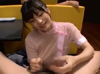 巨大乳きれいなお姉さんの高橋しょう子が勃起してしまったペニ棒を優しく奉仕抜き巨乳フェラのエロ動画