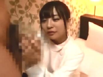 放課後の教室でオナバレしてしまった美形少女女子校生がクラスメイトと口止めパコ美少女ぶっかけオナニーのエロ動画