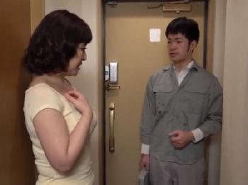 昔別れた女房と水道工事の先で再開…今の若い妻よりじっくり濃密な中年女の方がやっぱりイイ！痴女熟女のエロ動画