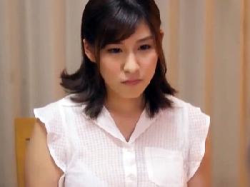 ランジェリーモデルとして働く巨乳のお姉ちゃんが嫉妬した弟にハメられまくるWお姉さんレイプ近親相姦のエロ動画