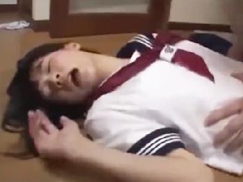 純真無垢ミニ系女子校生が媚薬塗った陰茎咥えさせられた結果がヤバい‥美少女ロリ痴女パイパン中出しレイプのエロ動画