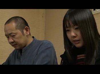 義父に近親相姦凌辱される19歳の娘中出しレイプのエロ動画