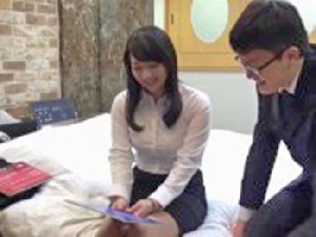 美人オフィスレディが隠し撮り部屋で同僚と鬼ハメ杭打ちピストンFUCK素人OL盗撮のエロ動画