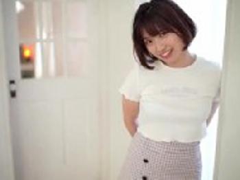 「え？ゴム取れちゃったの？」美形少女とイチャラブ中出し巨乳美少女のエロ動画