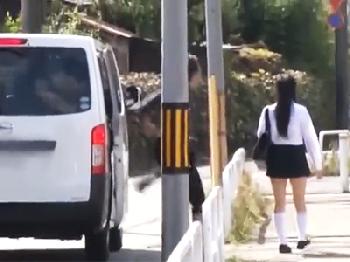 閲覧注意！無慈悲集団が黒髪女子校生を拉致監禁してエンドレス種付け凌辱した記録美少女中出しレイプ乱交のエロ動画