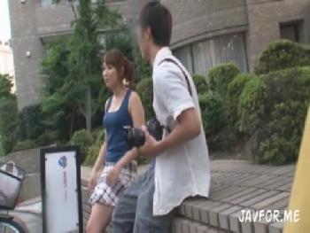 ナンパしたマダムが男根欲しがるど淫乱お姉さん！巨乳人妻のエロ動画