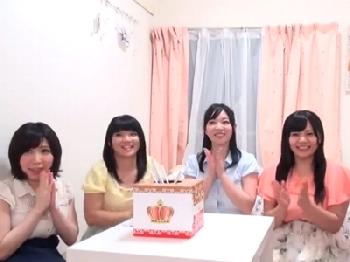 ムチムチエロ肉体女子大生達とハーレム状態で王様ゲーム→乱交始まって中出しし放題W巨乳のエロ動画