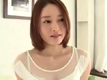 大人の女の魅力が溢れる23歳女子がただハメるだけじゃないネットリしたした性交にマン汁大洪水！巨乳お姉さんハメ撮りのエロ動画