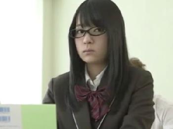 童顔女子校生が時間を停止して男子クラスメイトを好き勝手フェラチオW美少女ロリ乱交あべみかこのエロ動画