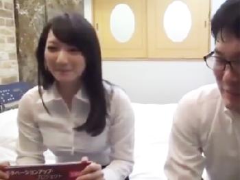 意識してなかった同士でもきっかけ与えてあげれば中出しSEXヤリます素人お姉さん痴女OL盗撮のエロ動画