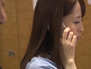 Tバックが過ぎてる美人オフィスレディが愛撫されて…自分から欲しがっちゃうド淫乱ファック巨乳お姉さん痴女OLのエロ動画