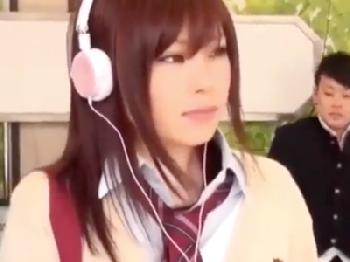 残虐男に目をつけられた女子校生娘がトイレに連れ込まれて強引な陵辱パコ美少女ぶっかけレイプのエロ動画