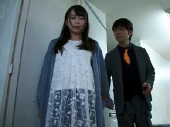 イケメン巨大ペニスで膣奥抉られて嬉しそうにアヘ顔晒しちゃう巨乳娘W美少女痴女のエロ動画