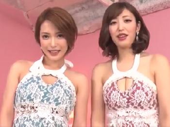 イチモツとケツの穴をしゃぶり舐め！痴女コンビの追撃ジュボフェラチオで連射巨乳お姉さんコスプレ手コキのエロ動画