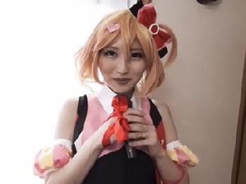 エッチもコスプレも大好きな美形少女コスプレイヤーの彼女とリアル中出しハメ撮り記録美少女のエロ動画