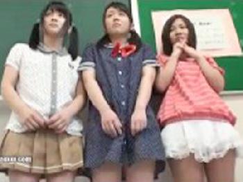 性教育を受けたばかりの女子校生男女が放課後の教室でFUCKごっこ！美少女ロリ乱交のエロ動画
