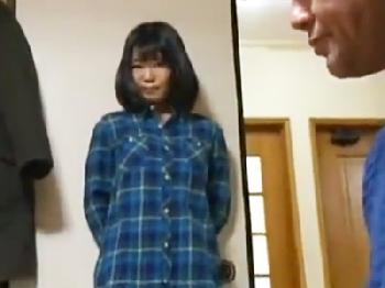 『お父さんとヤりたい！』性欲望を抑え切れず近親パコしちゃう童顔大きいオッパイ娘巨乳美少女ロリ痴女近親相姦のエロ動画