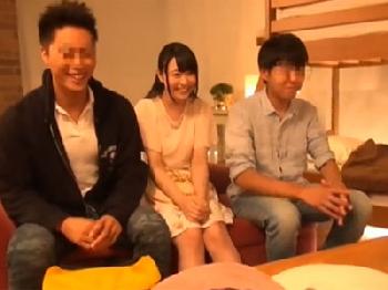 体育祭中の学校に親を偽り潜入！童顔娘を拉致って野外で欲望のまま犯す美少女ロリレイプ露出のエロ動画