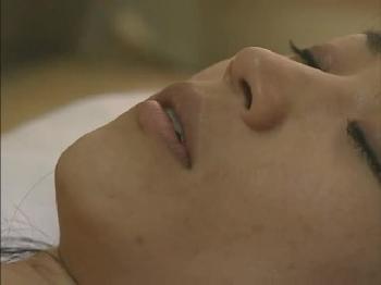 猛烈エロ肉体吉沢明歩が大量潮吹きしながら濃密ハメ！巨乳美少女ギャルフェラ手コキパンストのエロ動画