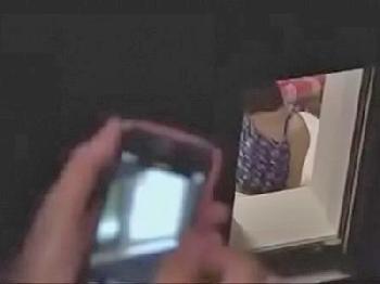 毎日覗き見をしていたストーカーにレイプされて感じるオフィスレディ巨乳美少女OLのエロ動画