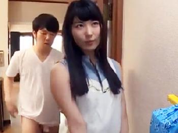 ムラついたらいつでも襲ってくる義弟に何度も中出しされる美人マダム人妻近親相姦のエロ動画