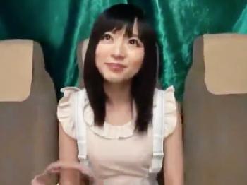 驚異的美形少女・麻倉憂ちゃんの凄い性テクに耐えたら生中出しセックス！巨乳素人美少女痴女ハメ撮りフェラ手コキのエロ動画