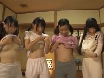 黒髪のミニ系美形少女集団がアブノーマル男の性教育でアクメ初体験美少女お姉さんロリ顔射乱交のエロ動画