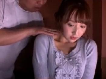 『今回も…前回と同じのを…』悪党エロマッサージとわかっていても快楽に溺れる美形マダム巨乳人妻盗撮三上悠亜のエロ動画