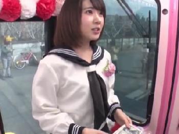 『ぇ‥手で‥？』童顔系美形少女がエロ企画で勃起ペニ棒を手コキ抜き女子校生美少女ロリのエロ動画