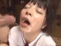 上原亜衣ちゃんが連続イマラチオで喉奥犯される美少女ぶっかけイラマチオのエロ動画