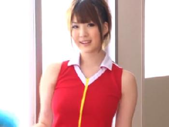 ノーブラチアリーダーが男子たちを発情させてしまい教室乱交ファック巨乳女子校生美少女のエロ動画