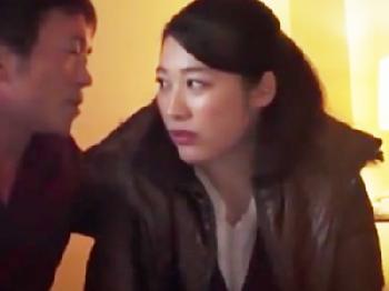 『お願い‥もう止めてぇ！』美人カメラマンを自宅に呼び出し性的暴行凌辱する残虐男お姉さん顔射レイプのエロ動画