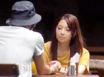 一発やってきた超有名女優が現場のプロ男優に連れ込まれたプライベート性交を隠し撮り巨乳お姉さんナンパ盗撮のエロ動画