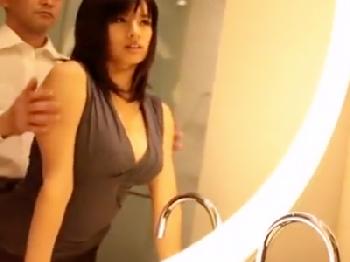 「こんなの初めてッ」巨乳娘とホテルで激しい性交！お姉さん痴女顔射ハメ撮りのエロ動画