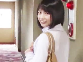 義理の父親に媚薬を飲まされ淫乱覚醒→快楽落ちした美形奥様が種付け懇願人妻中出し近親相姦のエロ動画