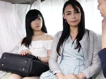 美形の母娘にエロインタビュー！からの3P寝取りでまとめて頂きましたW美少女人妻中出しナンパのエロ動画