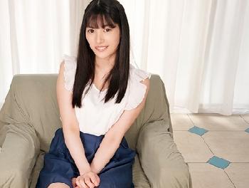 今ではもう一躍人気女優の仲間入りをしたあの美形少女の処女作がこちら巨乳美少女デビュー作楓カレンのエロ動画